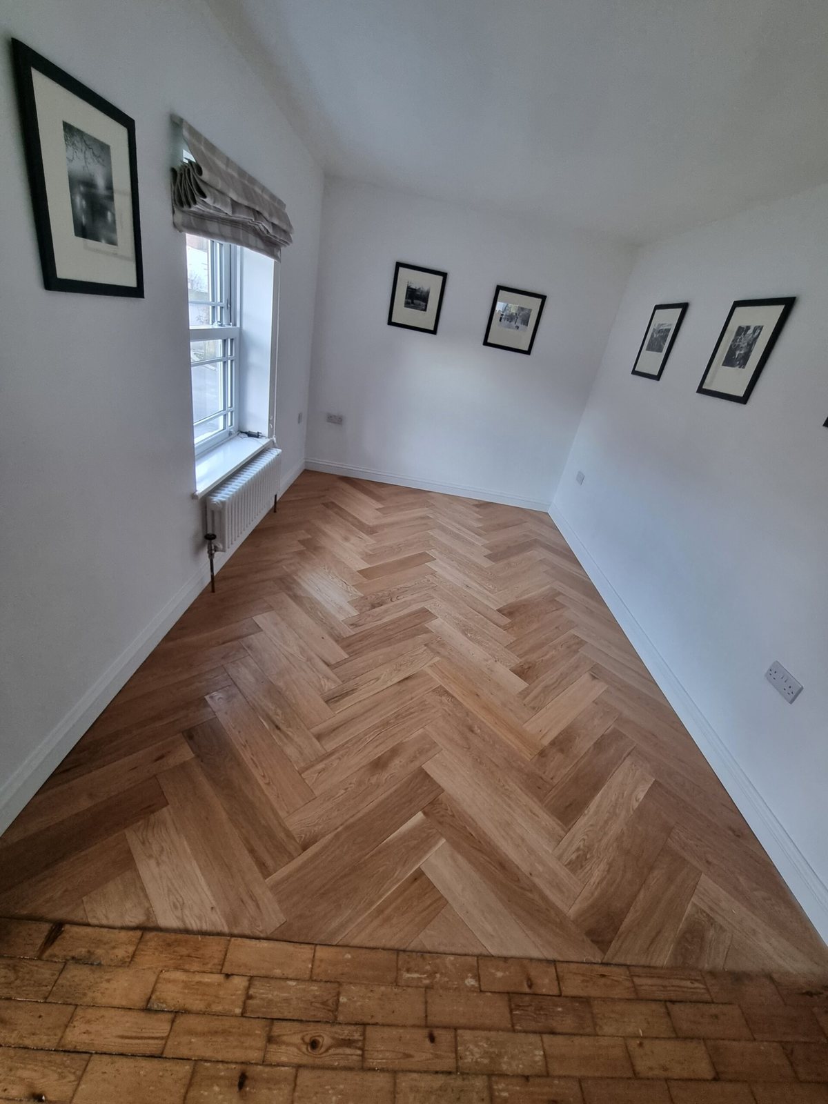 Oak herringbone floor in a study